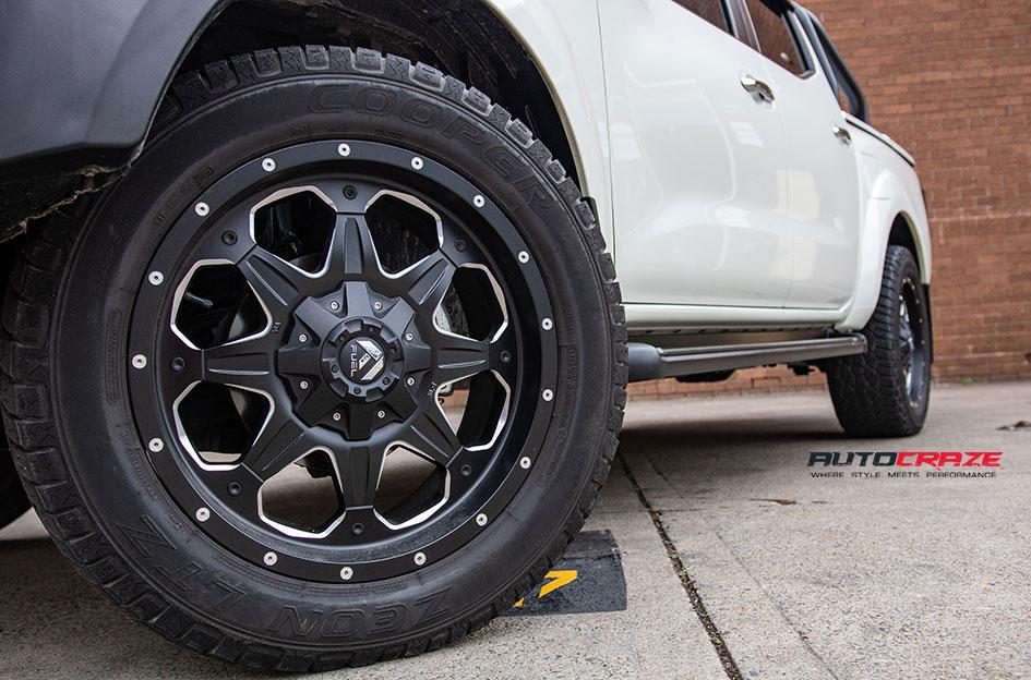 NISSAN NAVARA BOOST GLOSS BLACK MILLED ACCENTS
